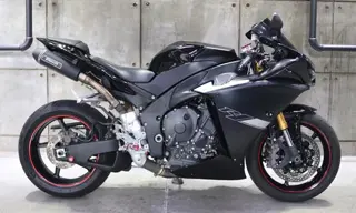 Yamaha YZF R1