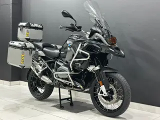 BMW R1200 GS Adventure Triple Black