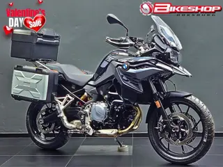 BMW F750 GS STYLE TRIPLE BLACK