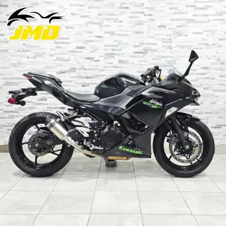 Kawasaki NINJA 5O0 2024