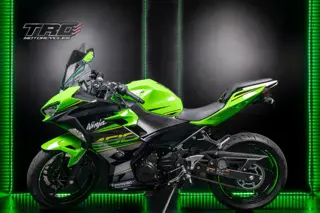 Kawasaki Ninja 400 ABS (ex400g)