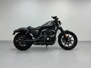 Harley-Davidson Sportster Iron 883