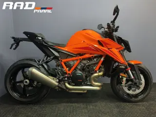 KTM 1390 SUPER DUKE R