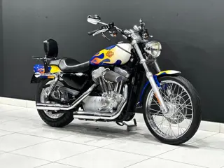 Harley-Davidson Sportster 883