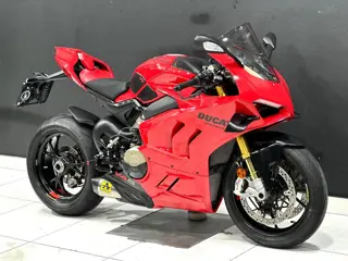 Ducati Panigale V4S
