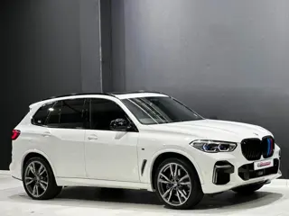 BMW X5 M50i 2022