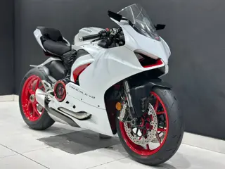Ducati Panigale V2