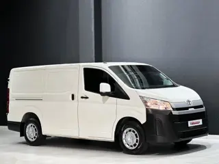Toyota Quantum 2.8 SLWB Panel Van 2025