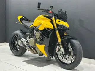 Ducati STREETFIGHTER V4S